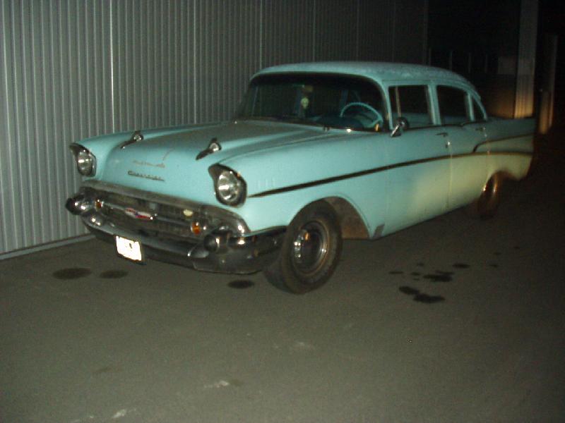 Frisch gekauft... Chevy57 2-10 4dr. Sedan